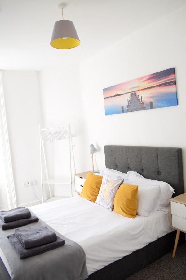 The Bay Beach Apartments Борнмут Экстерьер фото